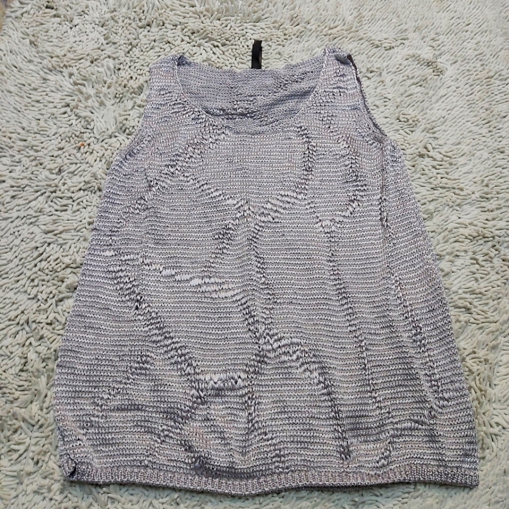 Marlawynne silver sweater tank- size  2x